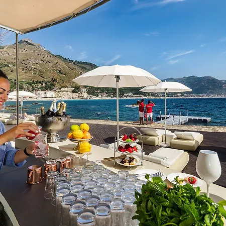 Atlantis Bay - Vretreats 5* Ταορμίνα