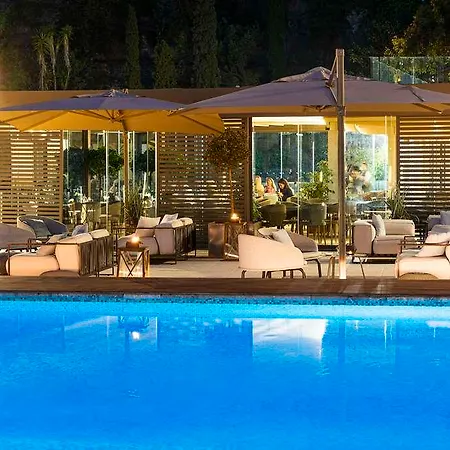 Atlantis Bay - Vretreats Ξενοδοχείο 5*